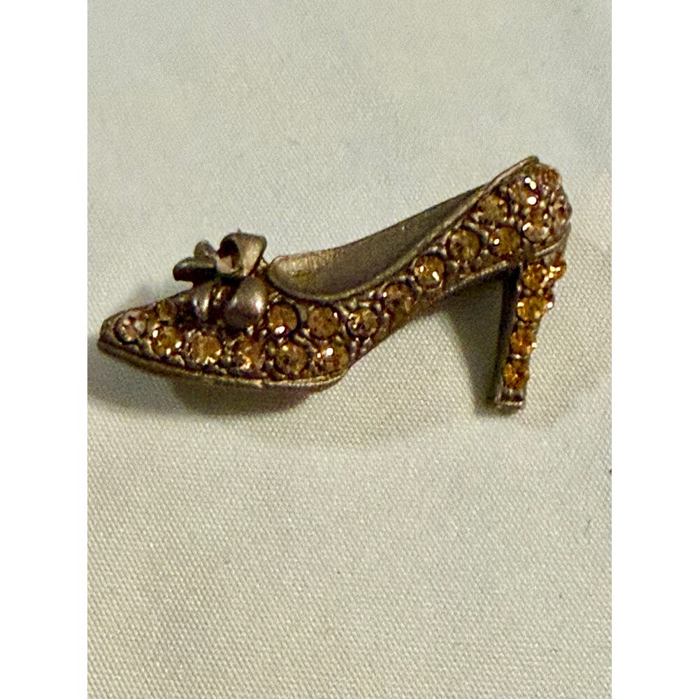 Rhinestone High Heel Shoe Brooch Vintage Silver Tone Champagne Crystal Pump Pin